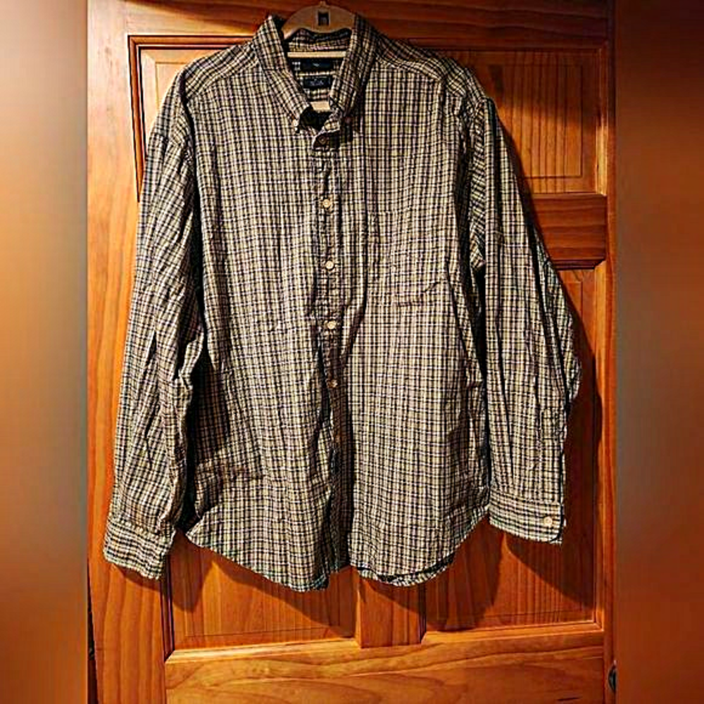 DOCKERS long sleeve‎ button down shirt. Olive/black. Size XL